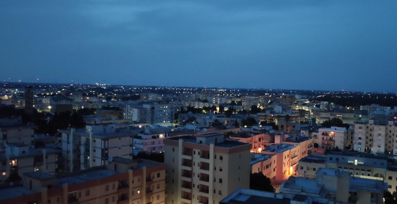 לינה וארוחת בוקר Panorama לצ'ה מראה חיצוני תמונה