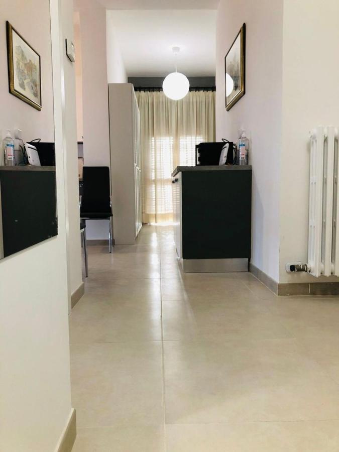 לינה וארוחת בוקר Panorama לצ'ה מראה חיצוני תמונה